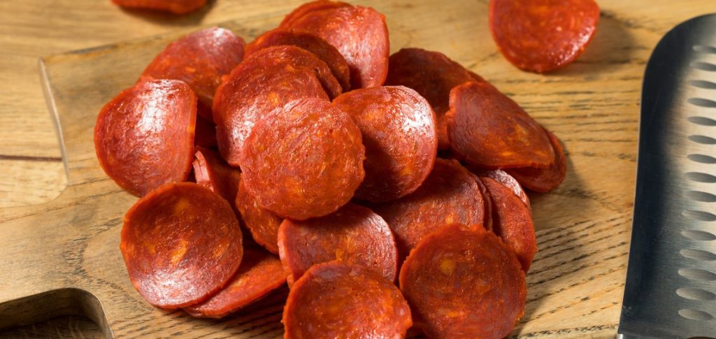 can dogs eat pepperoni